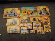 A collection of early 1980's Lego/Legoland Sets, Castles, Accessories, Knights and similar, 375,