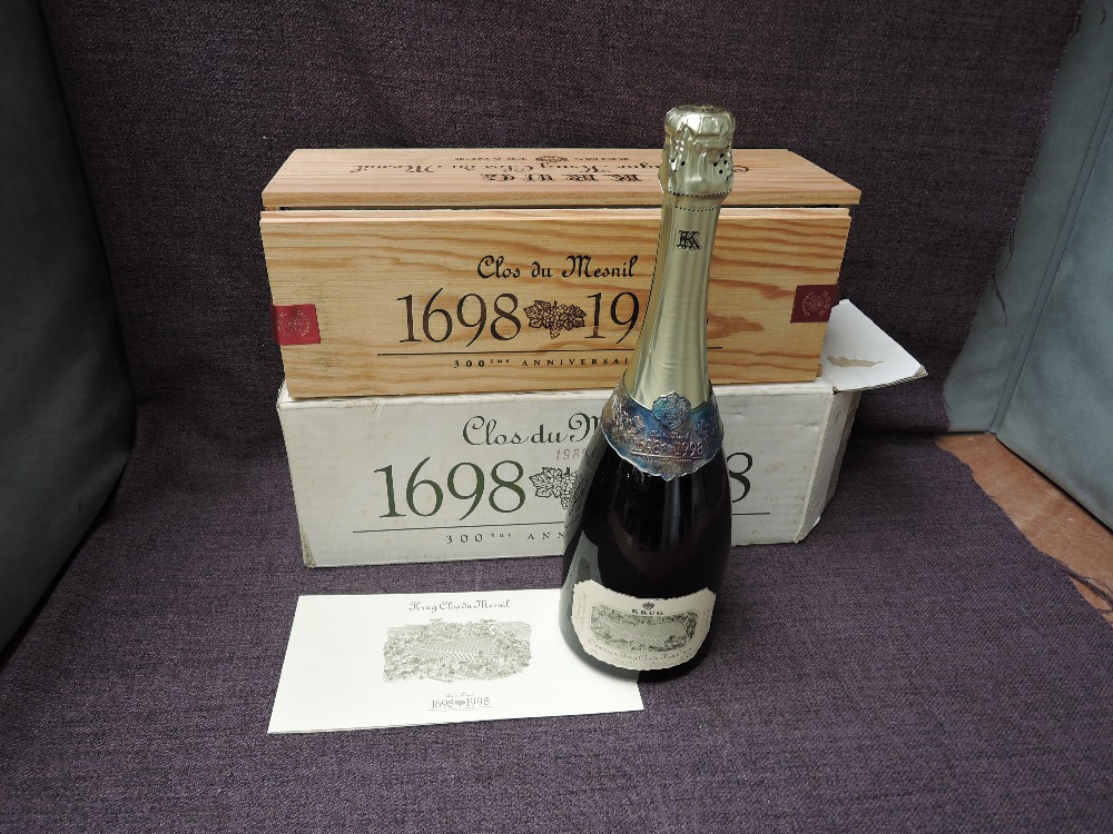 A bottle of Krug Clos Du Mesnil 1989 Champagne, 1698-1998 300 year anniversary, bottle no 07078, 12%