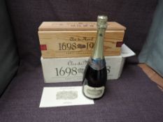 A bottle of Krug Clos Du Mesnil 1989 Champagne, 1698-1998 300 year anniversary, bottle no 07078, 12%