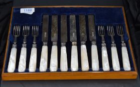 A group of George V Mother-of-pearl handled silver dessert cutlery, comprising six forks and six