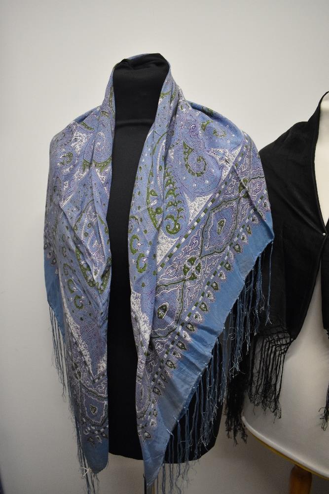 Three shawls, to include early 20th century paisley silk shawl and two late 19th/ early 20th century - Image 4 of 8