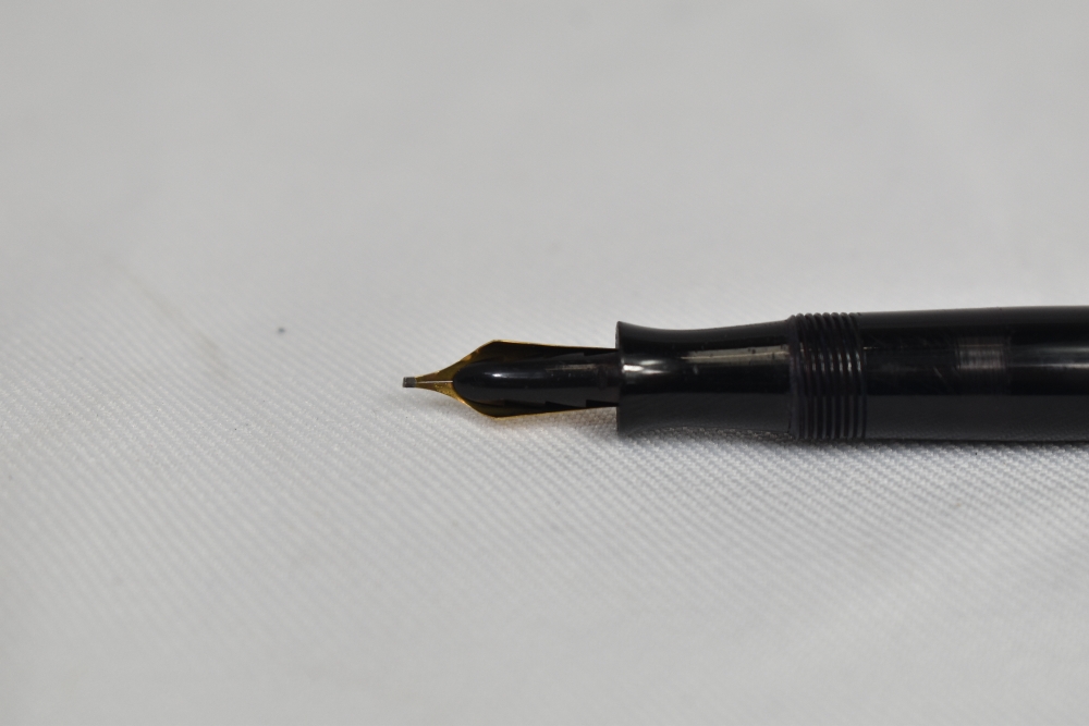 A Parker Duofold Streamlined button fill fountain pen in black with two bands to the cap and - Image 3 of 3