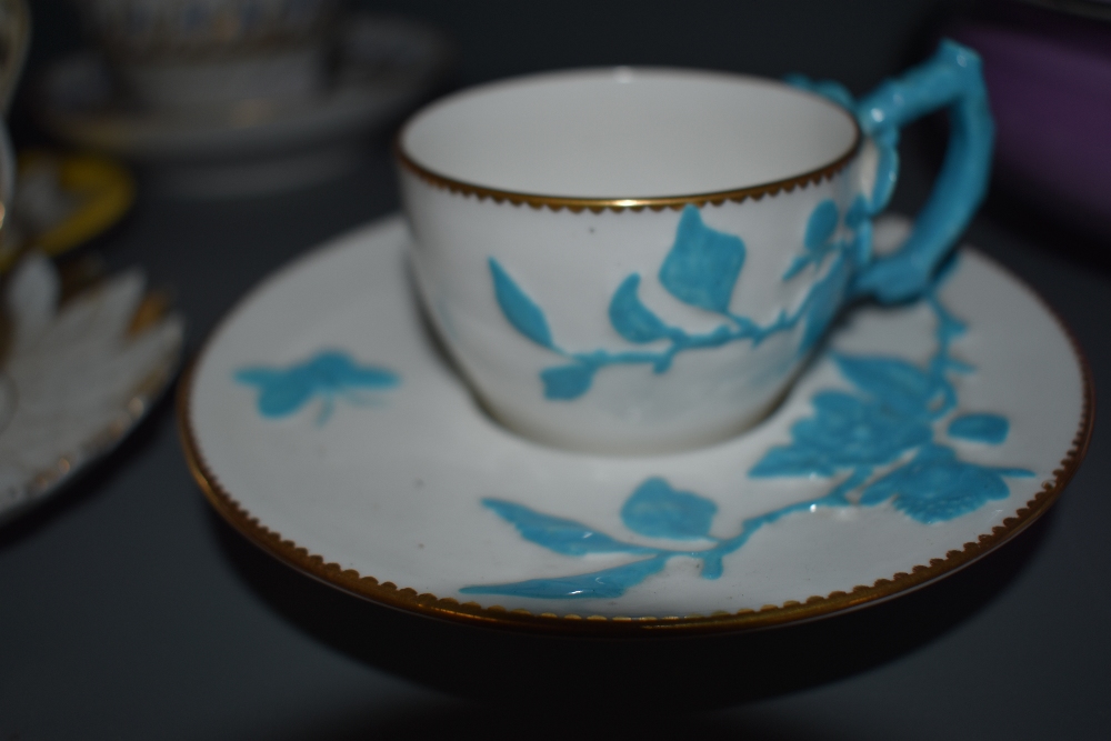 A mixed lot of 19th and 20th century cups and saucers, including Coalport cabinet cup and saucer - Image 10 of 15