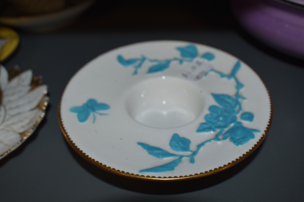 A mixed lot of 19th and 20th century cups and saucers, including Coalport cabinet cup and saucer - Image 11 of 15