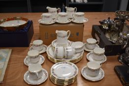 A mid-20th Century Royal Albert Belinda patterned 18 piece tea service