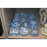 Fourteen Wedgwood Jasper ware trinket boxes.