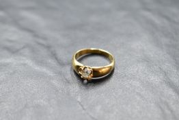 An 18ct gold signet ring having inset diamond, approx 0.25ct, size O & approx 4.5g