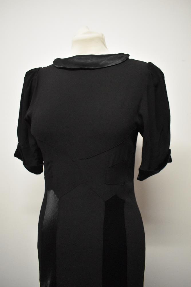 A stunning Art Deco 1930s evening gown of black satin backed crepe, with wonderful use being made of - Image 9 of 15