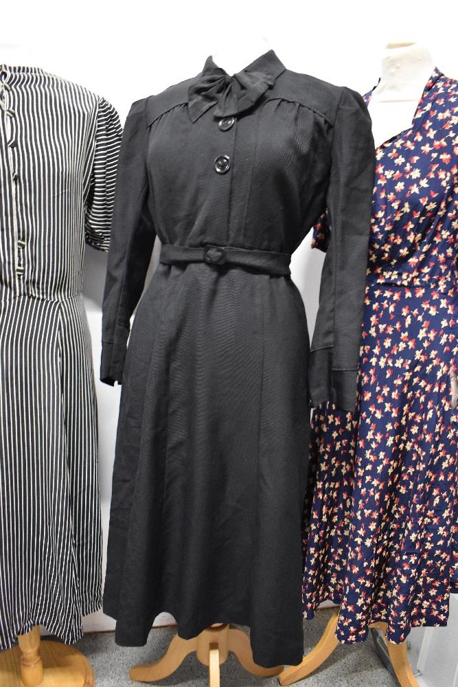 Two 1930s/1940s day dresses, one of black and white crepe in a larger size and one in black wool - Image 2 of 16