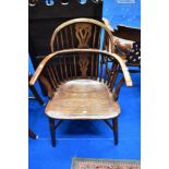 A 19th Century yew wood Windsor chair