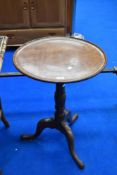 A 19th Century mahogany 'dishtop' pedestal occasional table