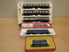 A Hornby 00 gauge BR Class 29 Bo-Bo Diesel Electric Locomotive 6124, boxed and three Torbay