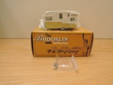 A Brooklin Models The Brooklin Collection 1:43 scale die-cast, BRK 72 1958 Shasta Airflyte Travel