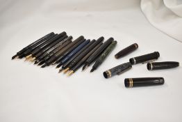 A collection of 14 fountain pens with no caps including Wahl Eversharp, Parker Duofold, Mabie Todd