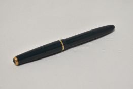 A Parker Victory aero fill fountain pen in green with single narrow decorative band to the cap