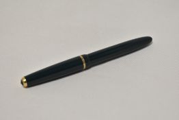 A Parker Slimfold aero fill fountain pen in green with single narrow decorative band to the cap