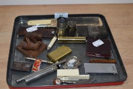 A miscellany of vintage items to include; pen knives, lighter, razor, carved treen bears etc.