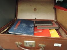 OLD SUITCASE WITH 16 ALBUMS/STOCKBOOKS Old suitcase with 16 assorted stockbooks/albums, many of