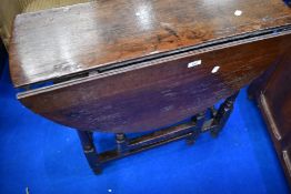 An 18th Century oak gateleg occasional or small dining table