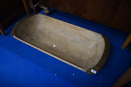An antique dough trough, width approx. 90cm
