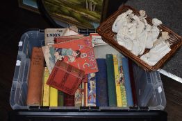 An assorted collection of vintage annuals and books for children plus cardboard jigsaw pieces