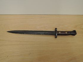A British Lee-Metford Bayonet MKI 1888, no scabbard, marks on blade, blade length 30cm, overall