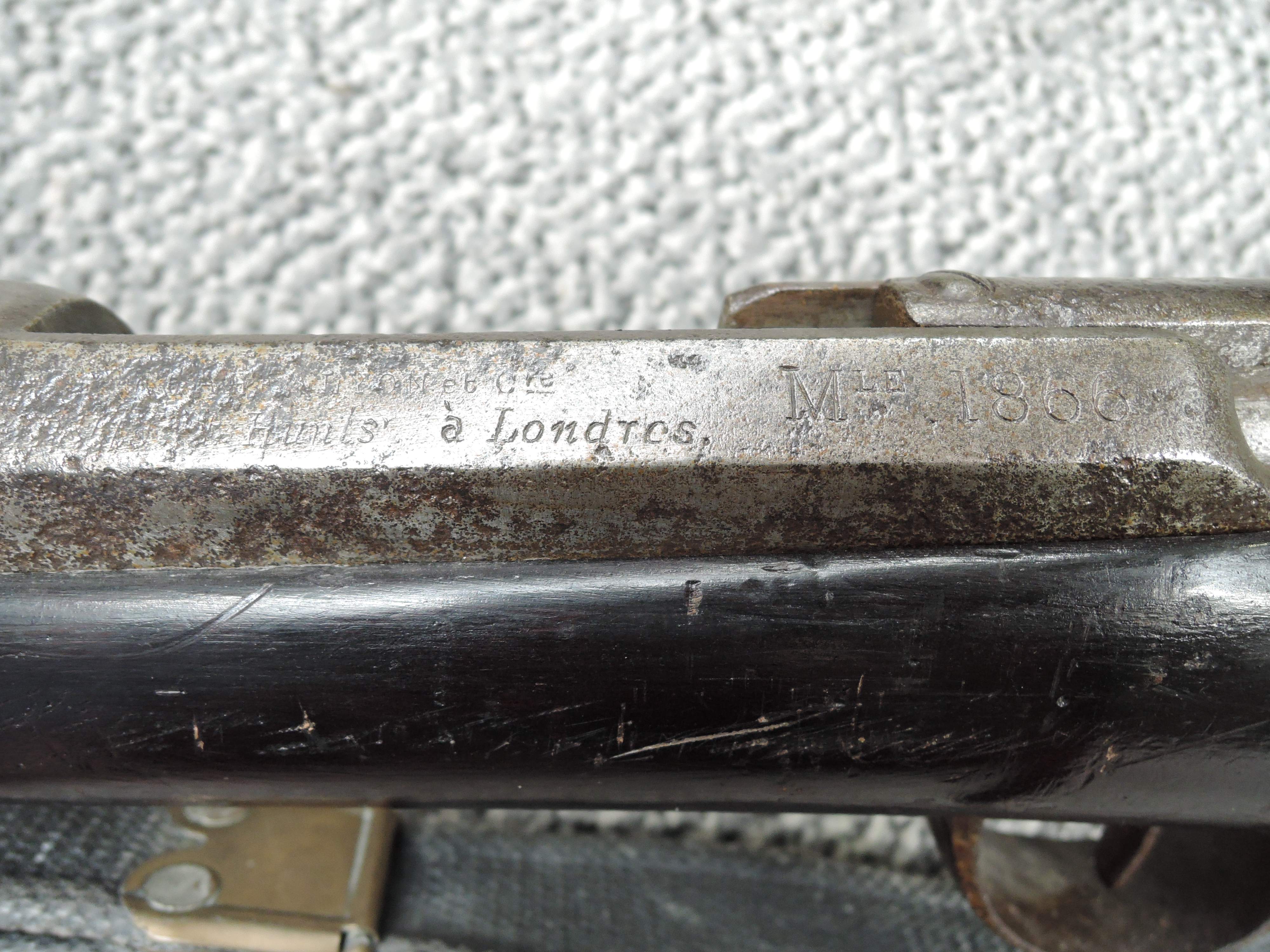 A French Chassepot MLE 1866 Rifle, marked A? Londros, neddle action, with ramrod, barrel length - Image 13 of 19