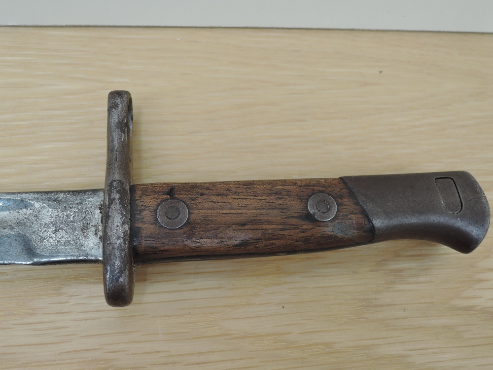 A German/Belgian Mauser Export Bayonet with leather scabbard, blade marked PV3155, blade length - Image 3 of 3