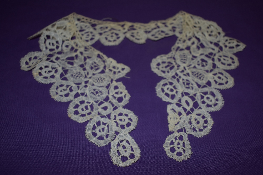 A Victorian lace collar and a similar smaller example, sold alongside and intricately edged - Image 5 of 8
