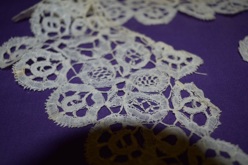 A Victorian lace collar and a similar smaller example, sold alongside and intricately edged - Image 6 of 8