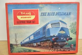 A Tri-ang Hornby 00 gauge part Train Set, RS52 The Blue Pullman, Engine and two Carriages present,