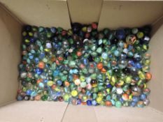 A collection of mixed vintage marbles, approx 550, various sizes and decorations
