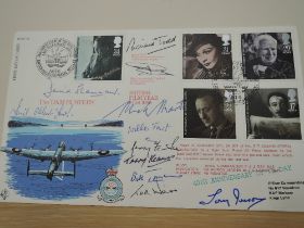 GB 1985 40th ANNIVERSARY OF VE DAY COVER, SIGNED BY MEMBERS 617 SQUADRON (DAMBUSTERS) Fine first day