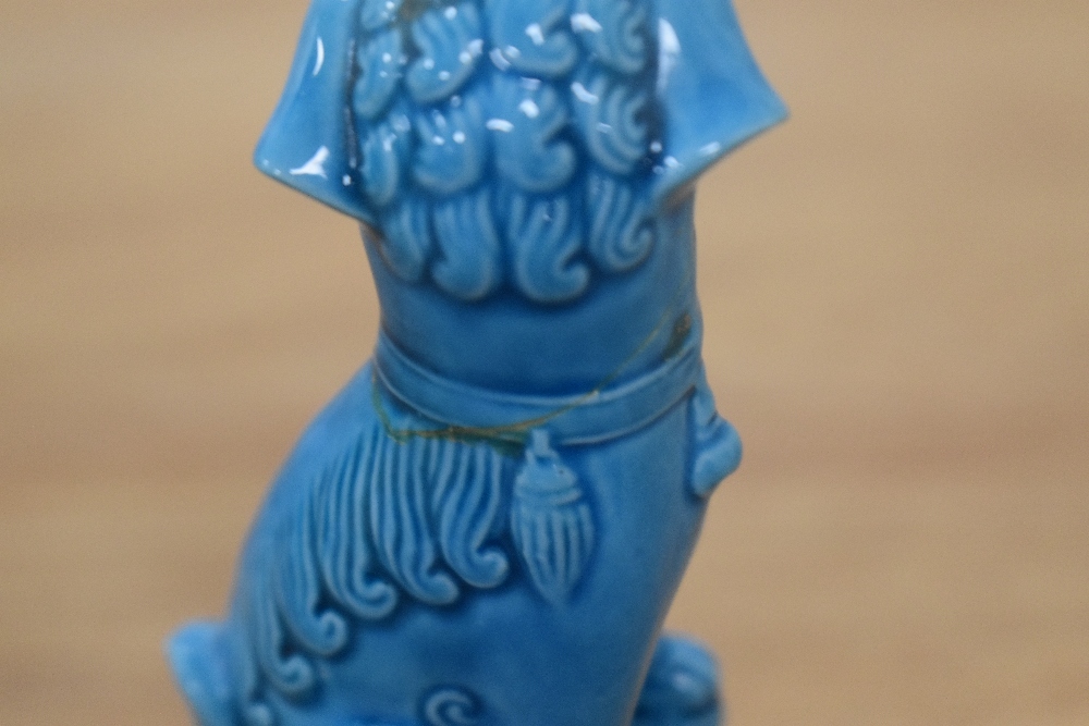 A pair of early 20th Century turquoise glazed Foo Dog statues, measuring 12cm tall - Image 2 of 3