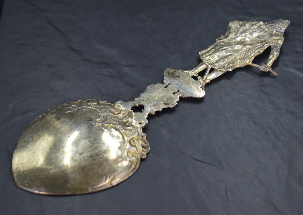 A late Victorian/Edwardian imported ornamental Hanau silver spoon, the heart shaped shallow bowl - Image 2 of 2