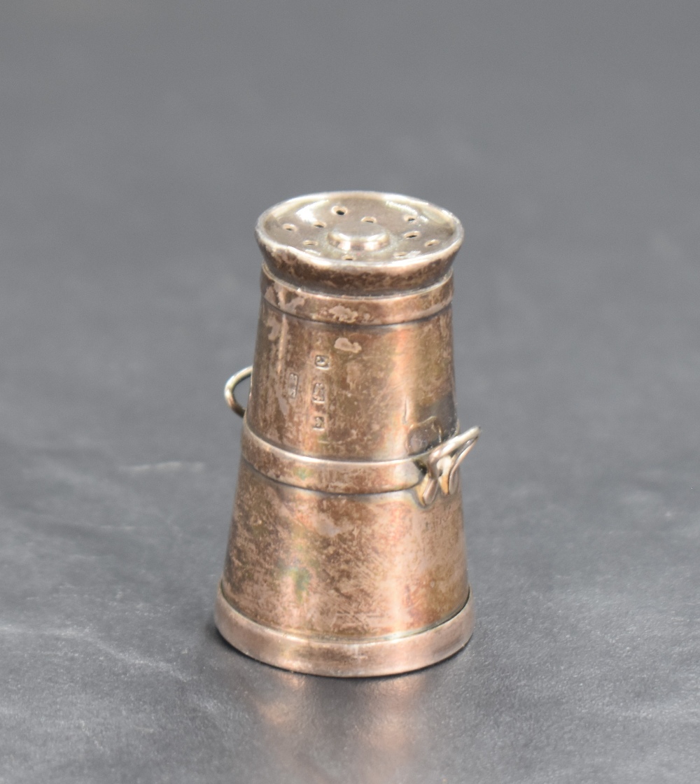 An Edwardian silver milk churn form pepperette, marks for Birmingham 1902, maker Stainton