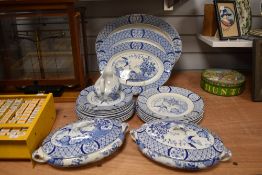A quantity of early 20th Century Gater, Hall & Co. blue and white tableware, comprising oval