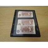 Seventeen 10 Shilling Banknotes JS Fforde, 14 appear to be uncirulated, 3 appear to be circulated,