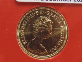 A 1980 Queen Elizabeth II Gold Sovereign, Royal Mint, in plastic display case