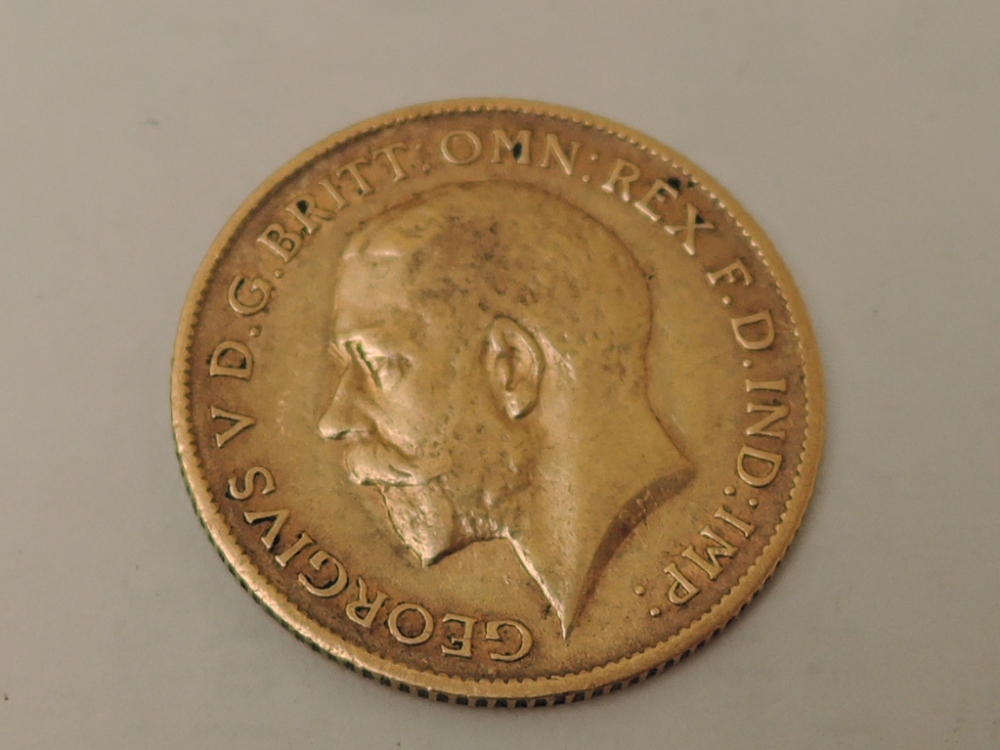 A 1912 George V Gold Half Sovereign, Royal Mint - Image 2 of 2