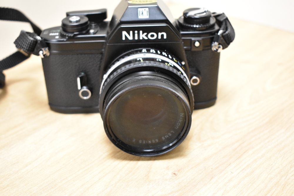 A Nikon EM camera No7148725 with Nikon Series E 1:1,8 50mm lens, a Tamron BPAR Multi C 1:3,5 200mm - Image 5 of 5