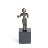 A SMALL BRONZE FIGURE OF A HINDU GODDESS, EASTERN DECCAN, 17TH/18TH CENTURY