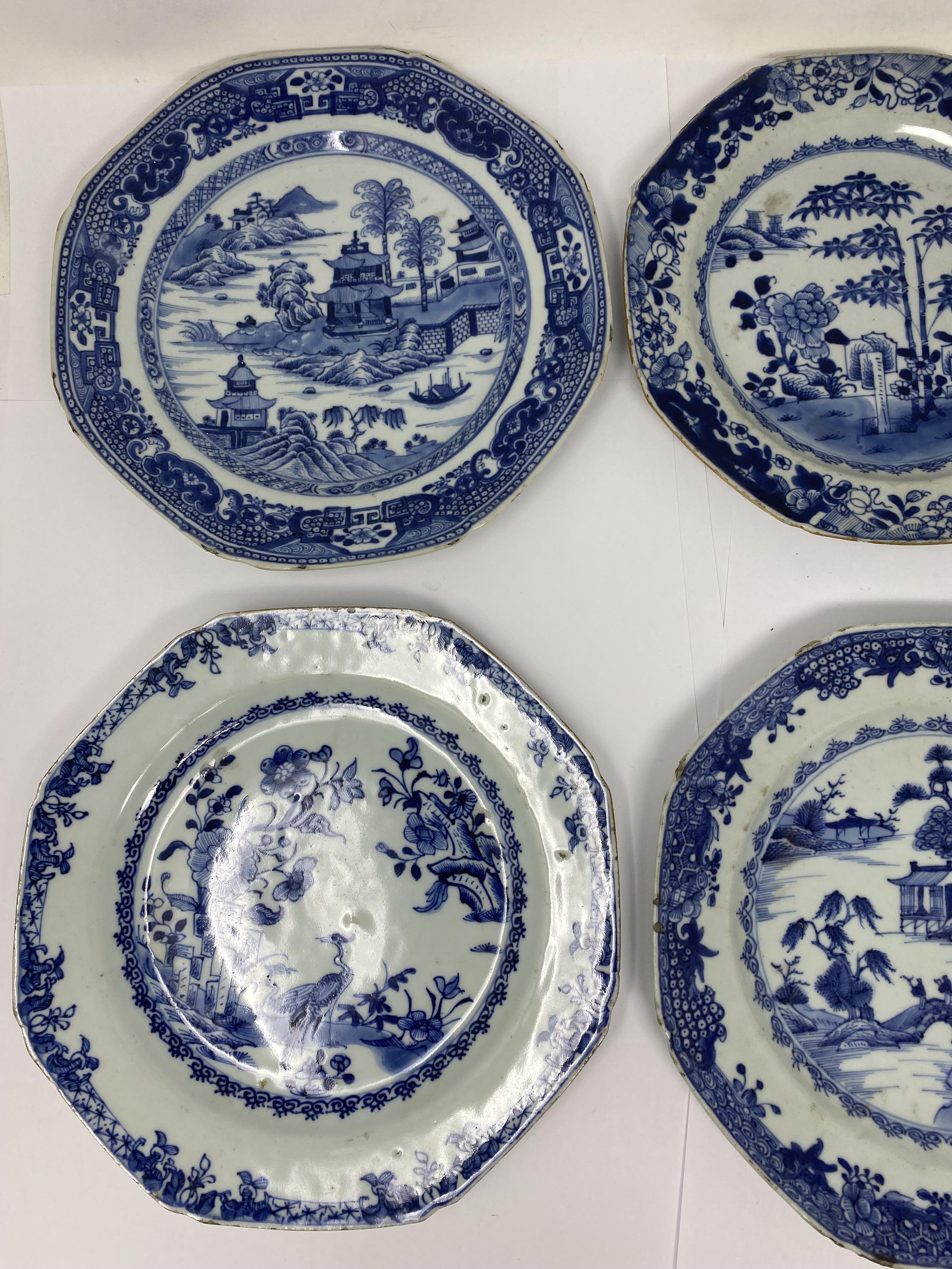 TEN CHINESE EXPORT BLUE AND WHITE DINNER PLATES, 18TH CENTURY - Image 3 of 11