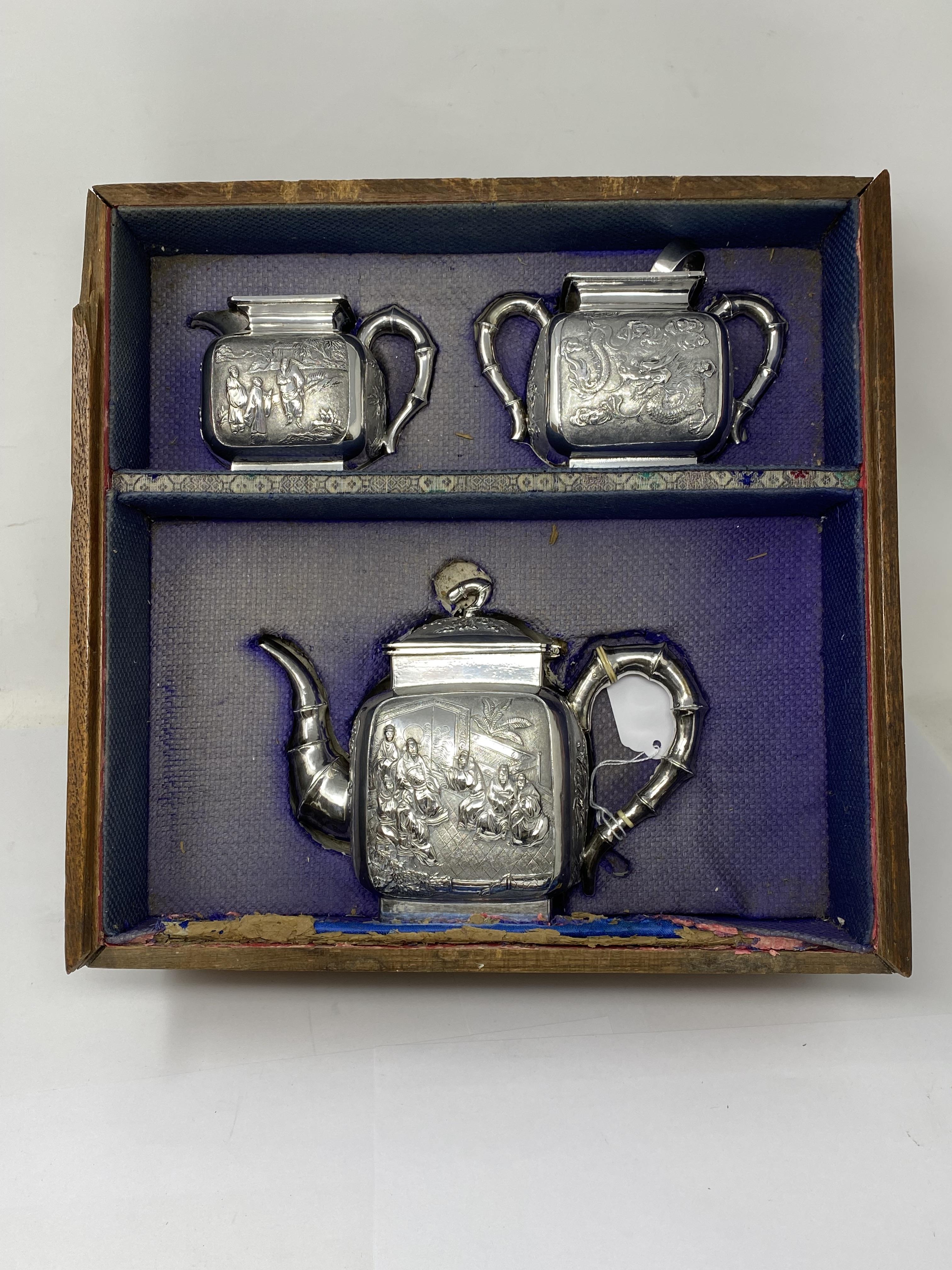 ˜A CHINESE SILVER MATCHED THREE-PIECE TEA SET, WANG HING, CANTON AND HONG KONG,CIRCA 1890 - Image 13 of 13