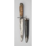 AN INDIAN BOWIE KNIFE, 20TH CENTURY