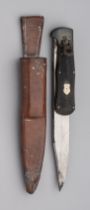 A FOLDING LOCK KNIFE, LATE 19TH/20TH CENTURY