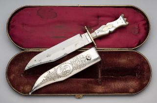 A CASED BOWIE KNIFE, SECOND HALF OF THE 20TH CENTURY