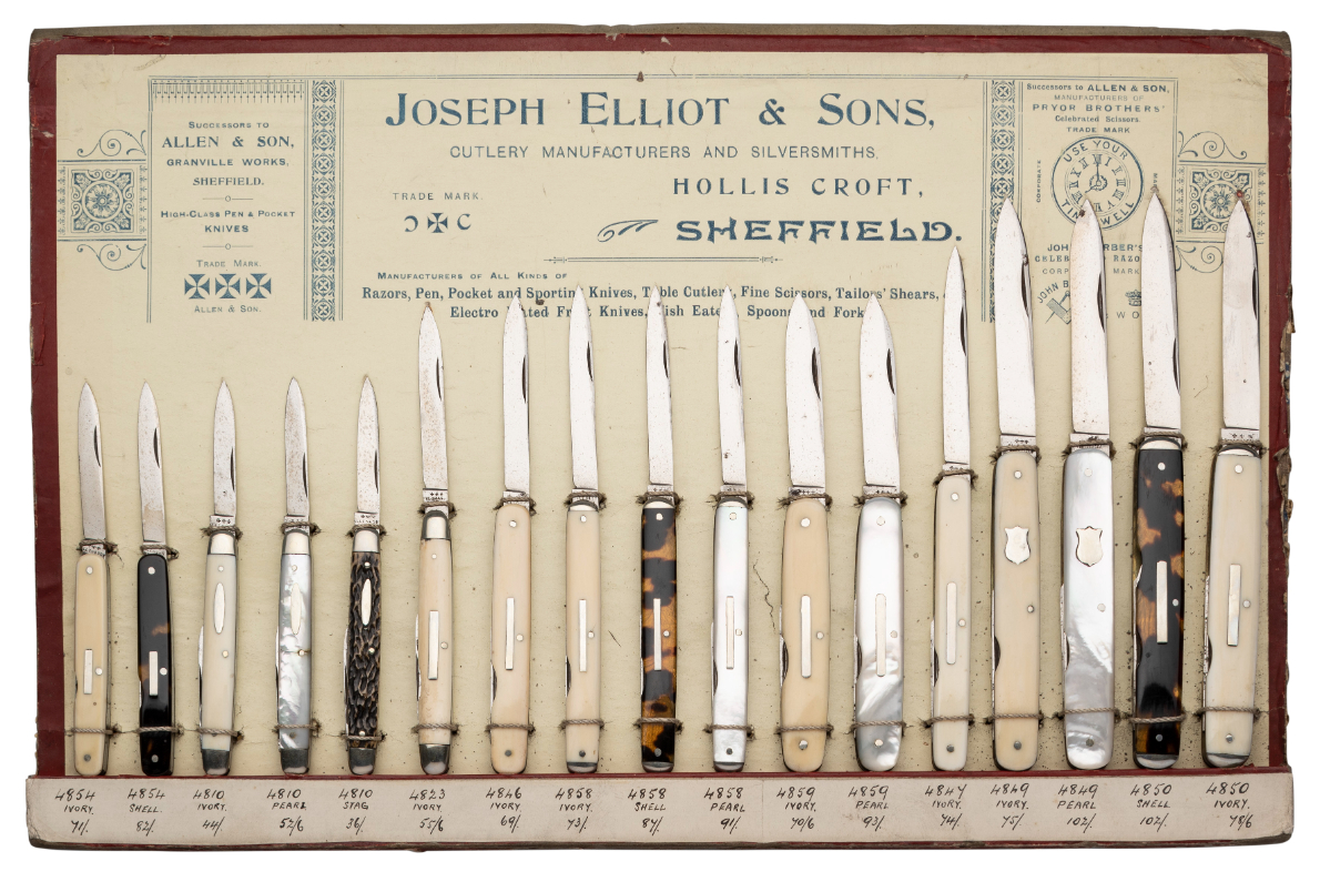 ˜ A SALESMAN’S DISPLAY OF SEVENTEEN POCKET KNIVES, JOSEPH ELLIOTT & SONS, SHEFFIELD, LATE