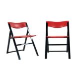 Set of 2 P08 folding chairs