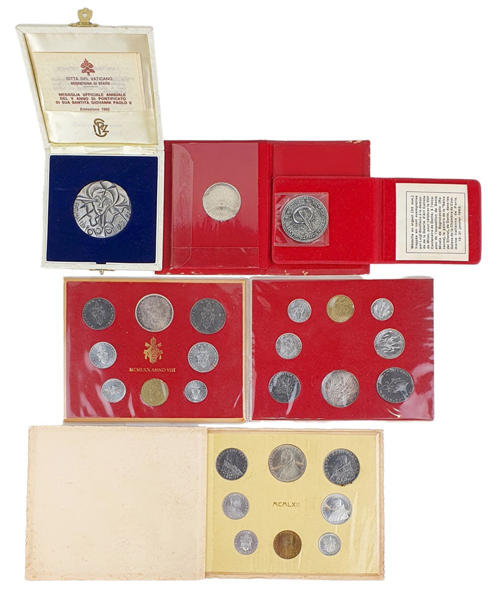 ENSEMBLE DE PIECES DE MONNAIE ET DE MEDAILLES